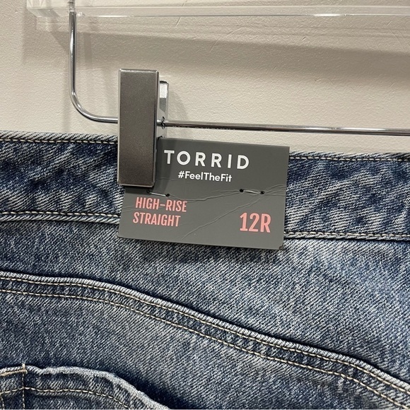 Torrid High-Rise Straight Jeans Raw Hem Size 12 Regular - Picture 10 of 11